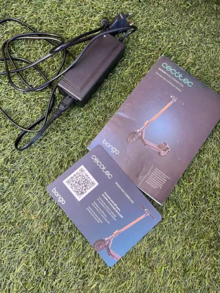 Patinete Cecotec Bongo 700W Negro/Amarillo