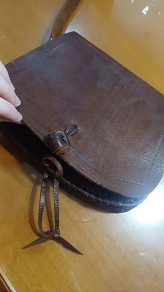 Borsa in pelle marrone vintage con bandoliera