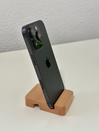 iPhone 16 Pro 256GB Negro - Batería 98% Garantia