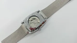 Orologio automatico con cinturino in maglia
