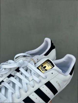 Adidas Superstar Talla 39 Blanco y Negro
