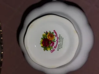 Royal Albert Old Country Roses Set Latte e Zuccher