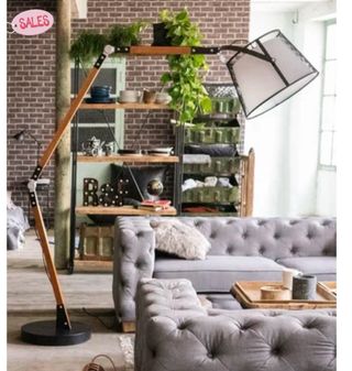 Lámpara de pie industrial madera y metal