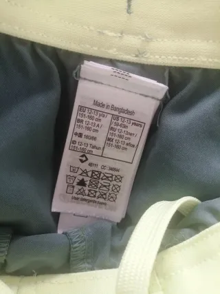 2  pantalones fresquitos Niño T. 12-13