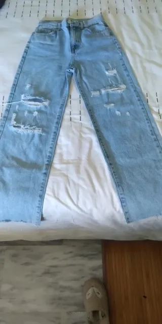 Pantalones vaqueros Pull&Bear negros y azul