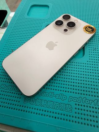 iPhone 15 Pro 128GB Argento