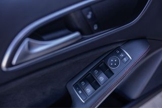 Mercedes-Benz GLA 220D