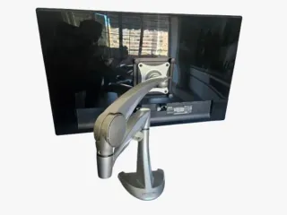 Monitor Asus 23.6 con Brazo Ajustable