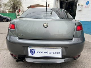ALFA ROMEO GT 2.0 JTS Distinctive
