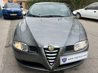 ALFA ROMEO GT 2.0 JTS Distinctive