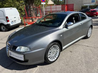 ALFA ROMEO GT 2.0 JTS Distinctive