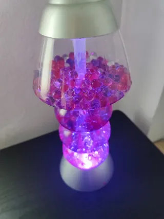 Lámpara de Orbeez (perlas de agua)