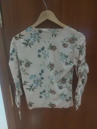 Blusa transparente mujer floral