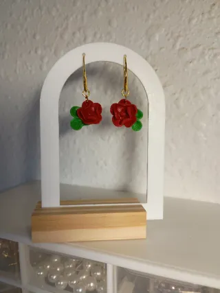 Pendientes de rosas para Sant Jordi