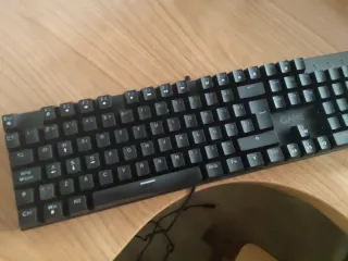 Teclado Gaming Negro con luces led.