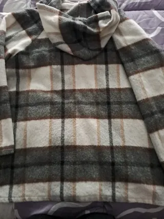 Chaqueta cuadros con capucha