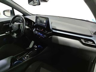 Toyota C-HR 1.8 125H Advance 90 kW (122 CV)