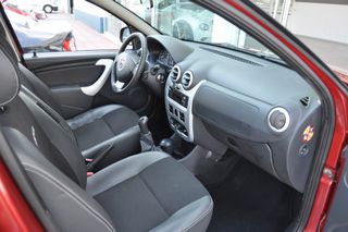 Dacia Sandero 2012