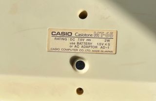 Teclado Casio Casiotone MT-54
