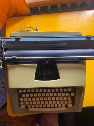 Macchina da scrivere vintage