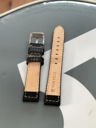 Correa de piel para reloj nueva.