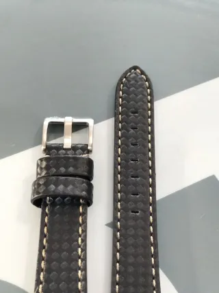 Correa de piel para reloj nueva.