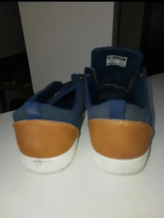 Zapatillas casuales azules talla 46 sin cordones