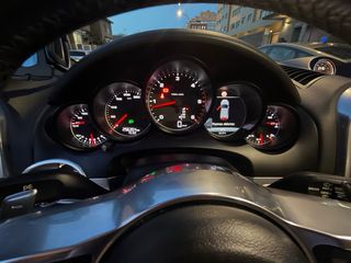 Porsche Cayenne 2016