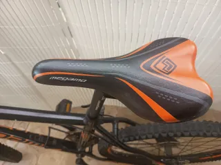 Bicicleta Megamo seminueva. 180€.