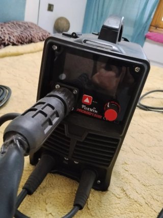 Máquina Soldar Hilo GEVİK RAMIG130N