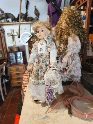 Muñeca porcelana estilo victoriano