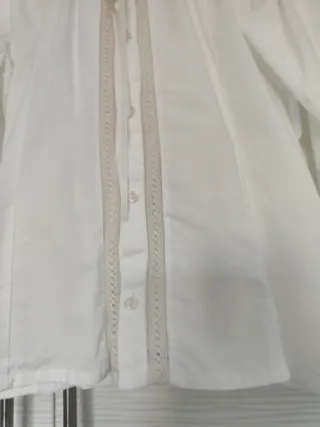 Blusa Baturra Blanca con Encaje