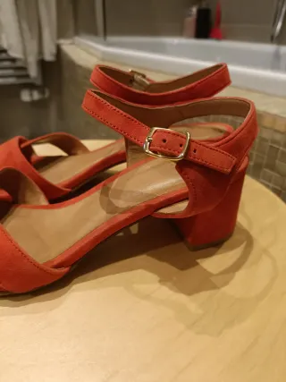 Sandali scamosciati rossi tacco 39