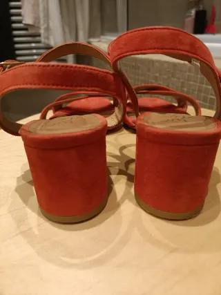 Sandali scamosciati rossi tacco 39