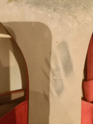 Sandali scamosciati rossi tacco 39