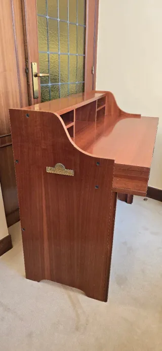 Escritorio Möbel Barco modelo London 1786.
