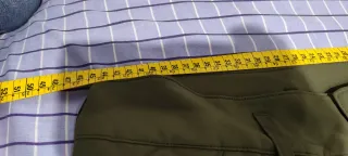 Pantalones térmicos marrones y verdes