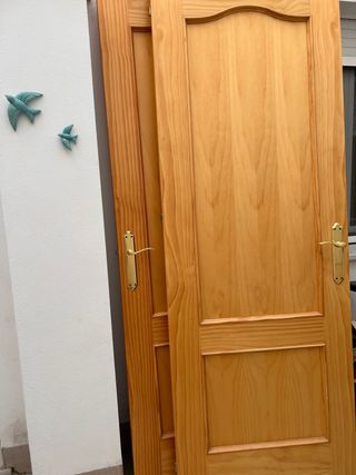 Puertas de madera de pino