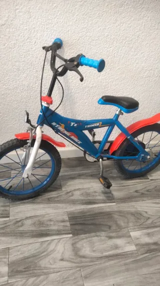 Bicicleta infantil Avengers 4-6 años