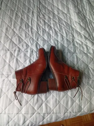 Botines de cuero marrón talla 36