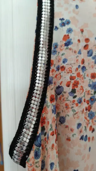 Top fluido floral May&Co Talla M-L