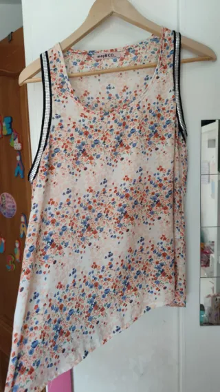 Top fluido floral May&Co Talla M-L