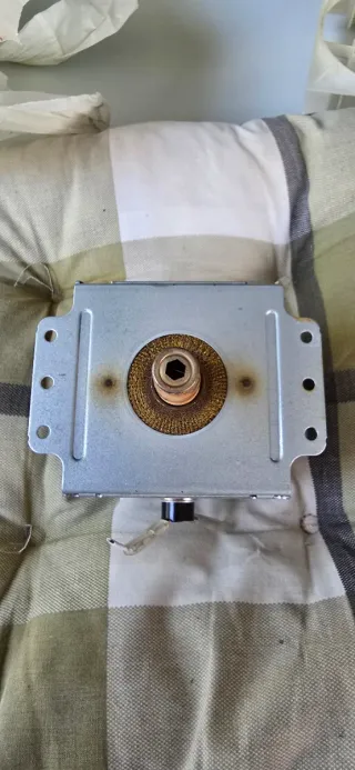 Magnetrón WITOL 2M217J para horno microondas