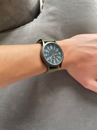 Reloj analógico correa verde