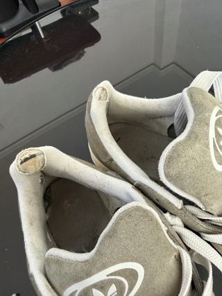 Zapatillas Adidas Campus Grises y Blancas