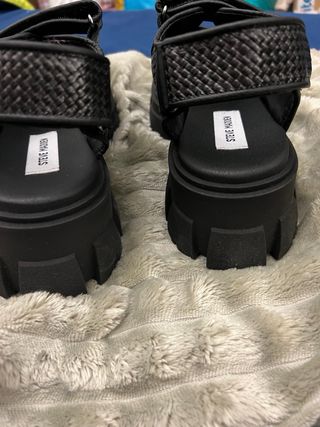 Sandalias Steve Madden Negras