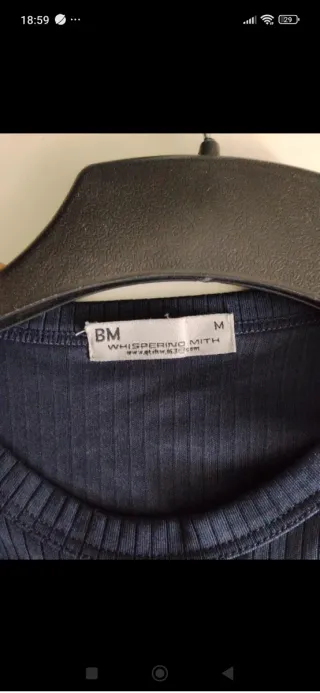 Camiseta azul con bandera UK y número 10