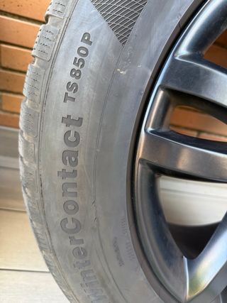 Llantas Audi Q7 18x8 y neumáticos invierno 255/55