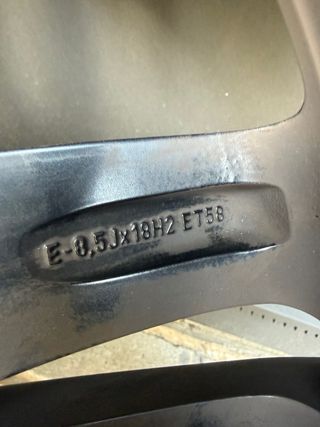 Llantas Audi Q7 18x8 y neumáticos invierno 255/55