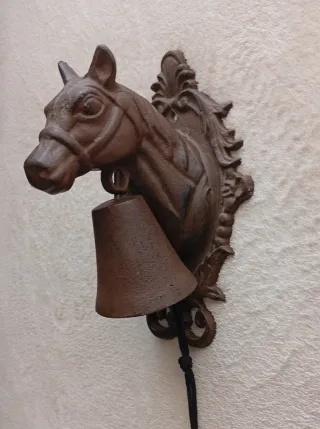 Timbre-campana de hierro fundido cabeza de caballo